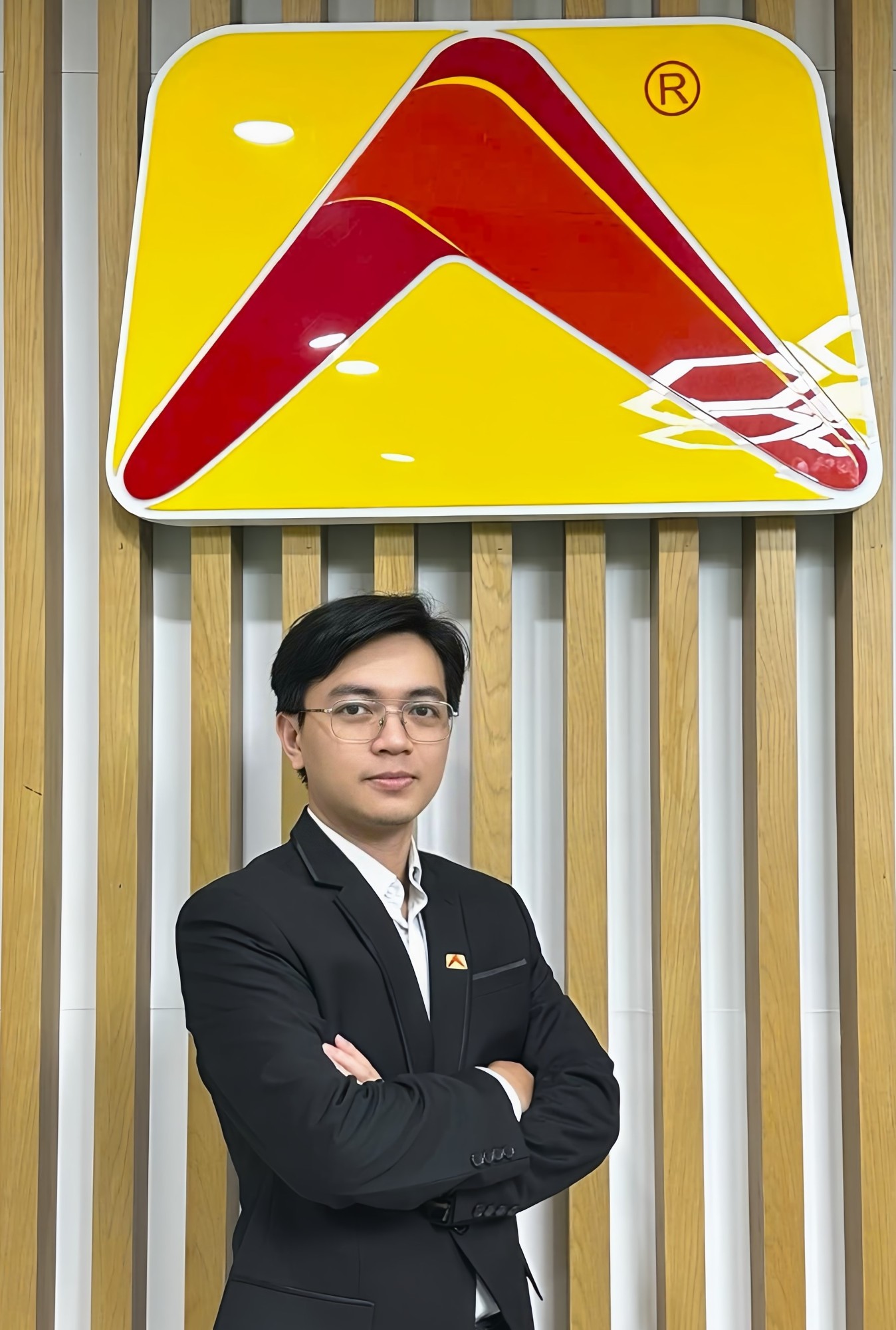 Ông/Mr. NGUYỄN HỒNG QUÂN