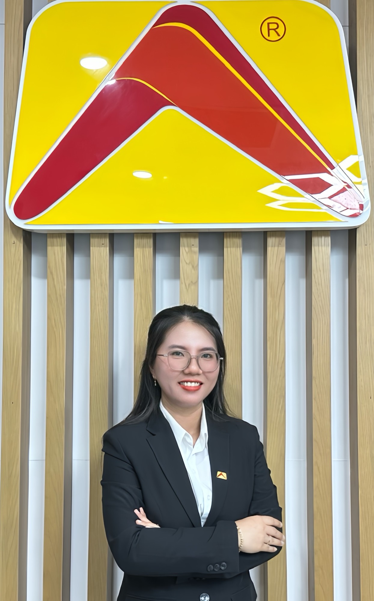 Bà/Ms. LÊ THỊ NHUNG