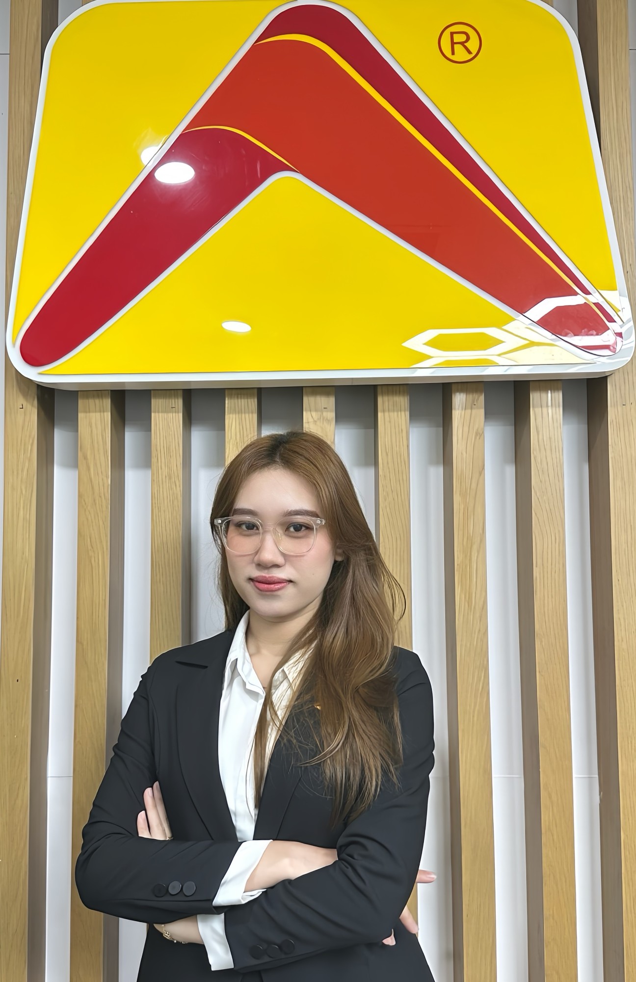 Bà/Ms. HUỲNH THỊ THANH THỦY