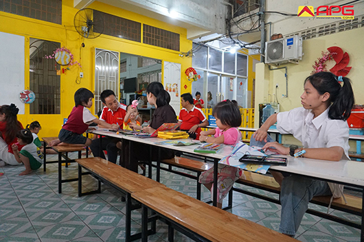 APGCONS lan tỏa yêu thương tại chùa Kỳ Quang 2