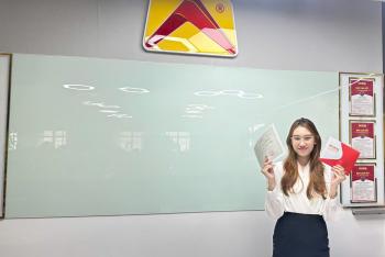 Ms. Thủy Giải nhất cuộc thi "Người APGCONS tự hào về APGCONS"